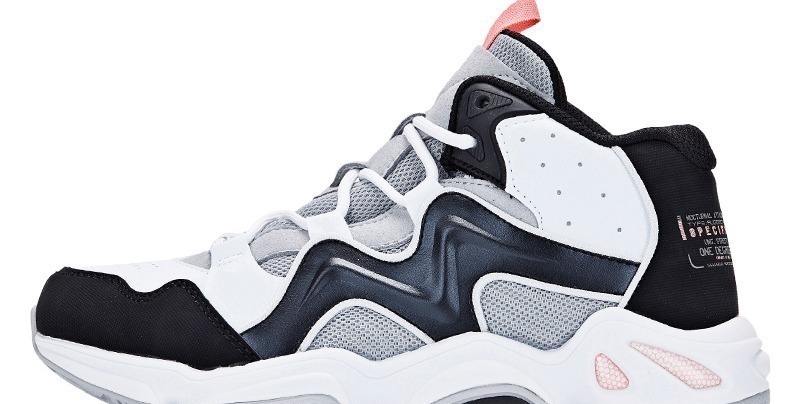 篮球鞋 男人到了三十岁,别再迷恋耐克阿迪了,这些国产货堪称运动界“华为”