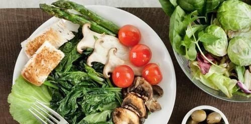 强身健体|中老年人好消息”多吃肉“,“更长寿”,了解之后吃肉不再害怕