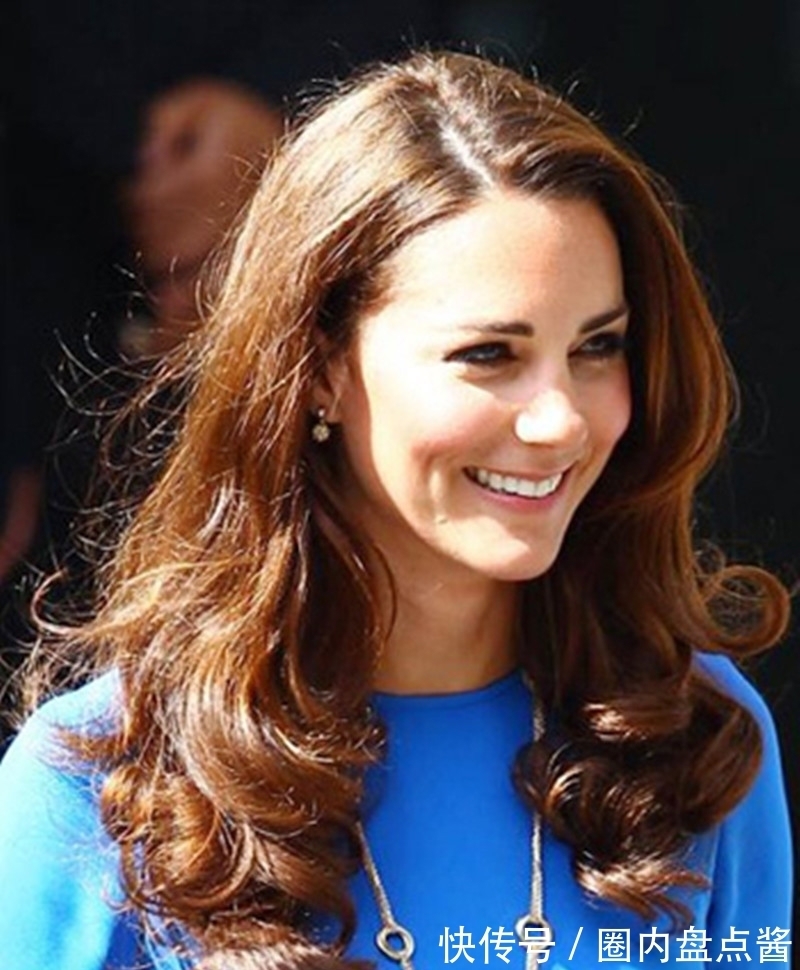锁骨卷|凯特王妃换发型了!老气长发变迷你“锁骨卷”,优雅俏皮年轻10岁
