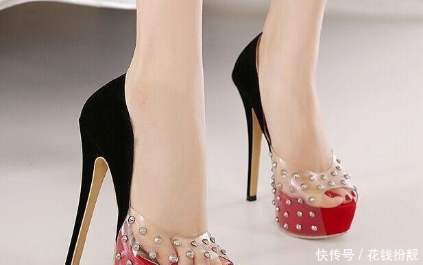 今年最火的高跟凉鞋, 高跟凉鞋搭配丝袜, 显白又显嫩, 时尚性感