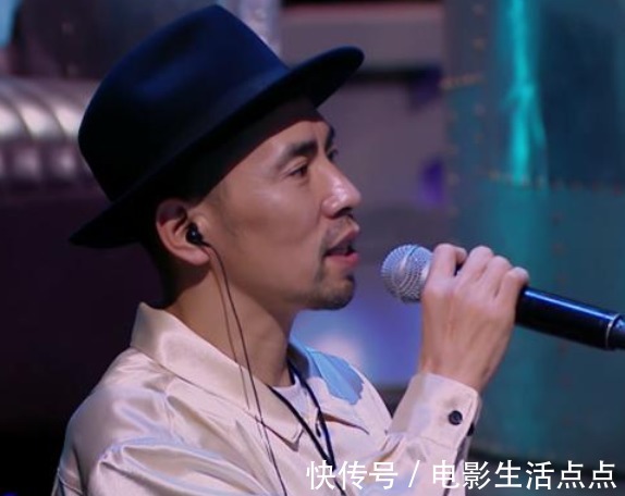 布布|《街舞》王一博战队强者多，但为何会输掉56分？有个原因超现实