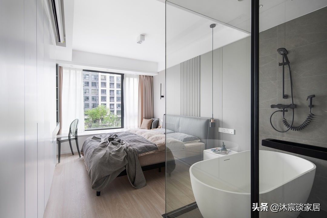 家居|不顾家人反对买下“横厅”，装修后全屋“真香”，开阔大气又敞亮