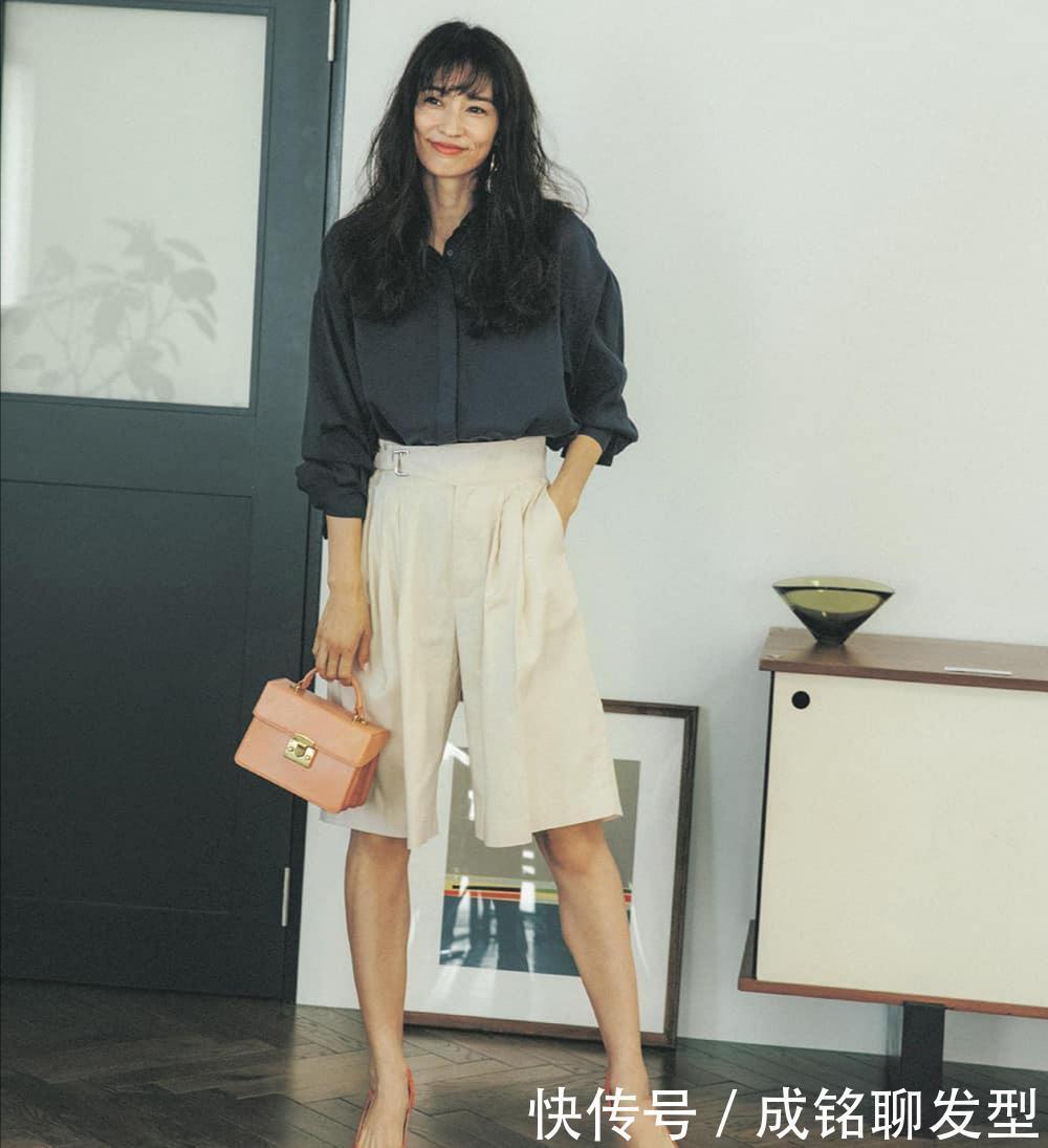 长裤|黑色衬衫才是40+女性的标配!时尚高级又显气质,百搭减龄又显瘦