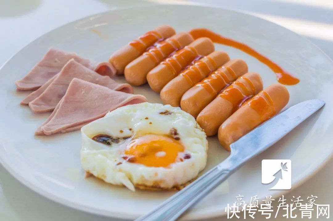 鸡蛋这样放冰箱,秒变毒蛋!10 个鸡蛋小知识一次说清,第一条就很有用