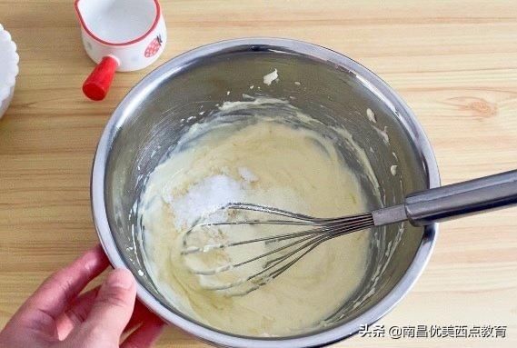 奶粉|一款超好吃的夹心饼干，清新柠檬乳酪酱加奶香十足曲奇饼干