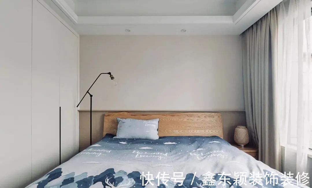 客餐厅|110平三居室，花11万精装房改造，卡座+餐边柜设计，温馨实用！