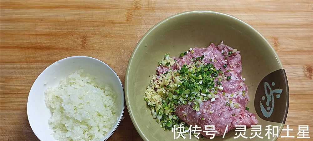 教你肉饼最简单的做法不用揉面,做出来皮薄馅大特别好吃解馋!