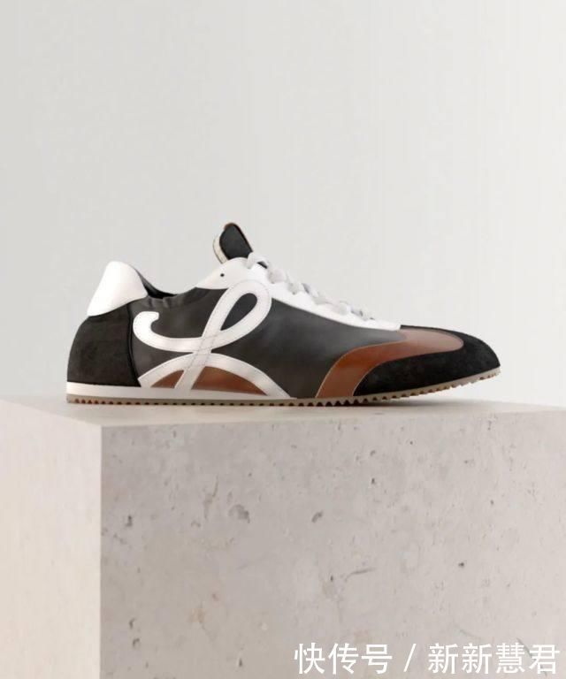 这些“旧球鞋”火极了老爹鞋的时髦C位保不住了…