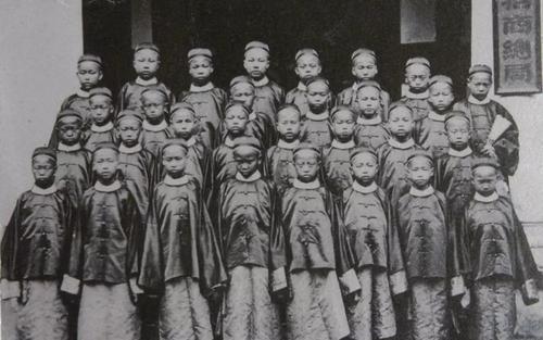 就亡|《辛丑条约》赔款39年还清,但10年清朝就亡了,剩下债如何处理?