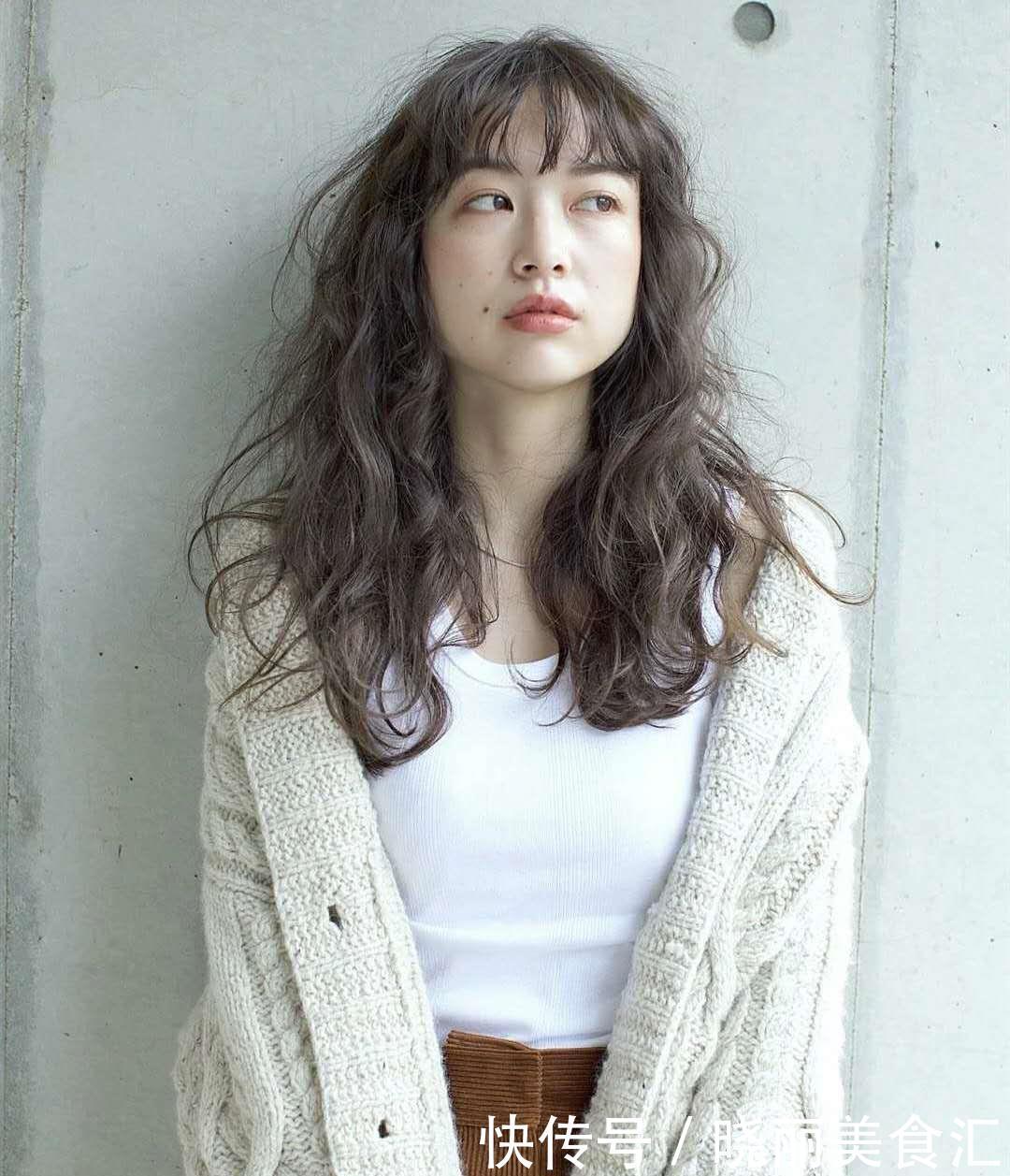 发型|40岁的国字脸女性适合什么样的发型?短发减龄显瘦,中发有女人味