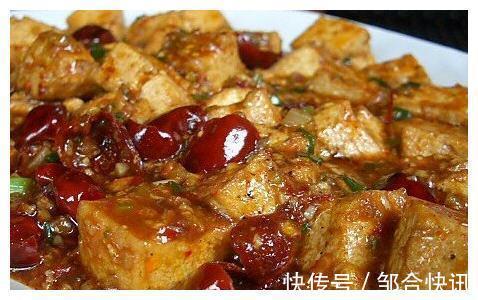 番茄焖排骨|美食推荐番茄焖排骨、红烧带鱼、油炸豆腐、辣椒小炒肉的做法