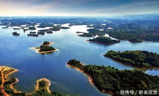 四川隐藏的“小千岛湖”，被游客称为天府明珠，距成都1小时车程