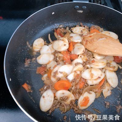 家常炒年糕你这么做，好吃到停不下来