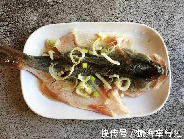 鲜嫩|冷天,这肉要常吃,蒸一蒸8分钟上桌,鲜嫩又营养,好吃还不上火