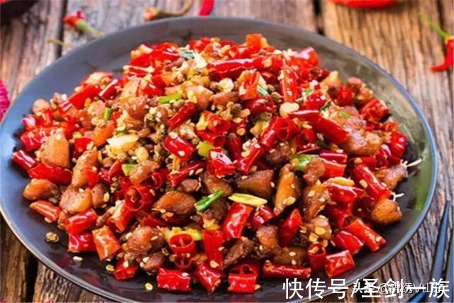 朋友聚餐来家里吃饭，做了这12道菜，全部光盘，朋友：让我去开店