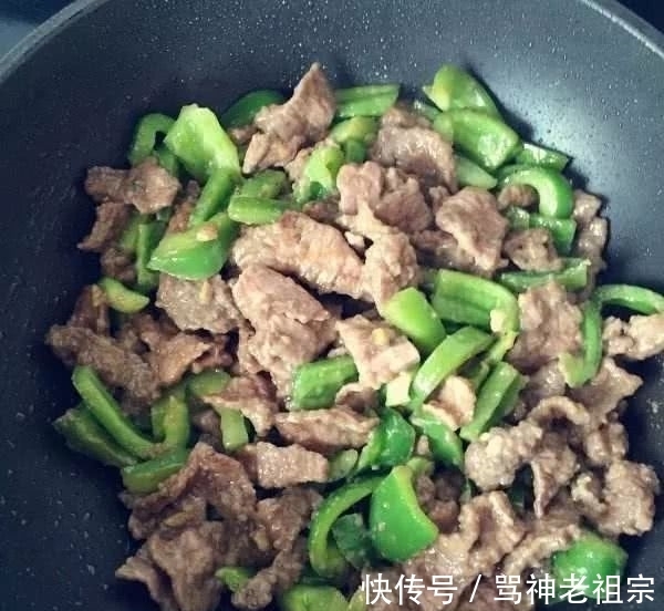 牛肉|青椒和此物一起炒,赶走癌细胞,血管通畅,气色足了,早食早受益