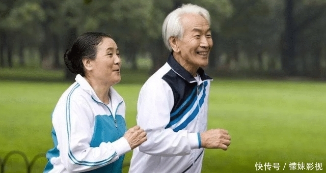 身体|长期散步对身体好吗?建议:50岁以后,散步时牢记这三点