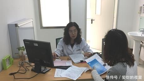 宝宝|宝宝出生“豆豆眼”急坏妈妈，送医检查后医生却笑了：是你想多了