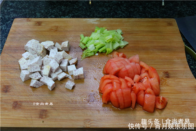 大米|煲仔饭,用电饭锅也能做,焦香营养又便捷,不用守在灶台前