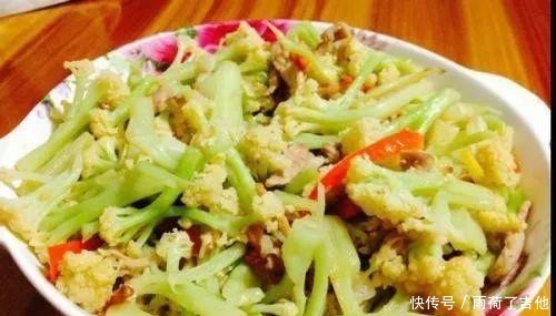 炒花菜时到底要不要焯水不少人做错了,不懂还是别乱做