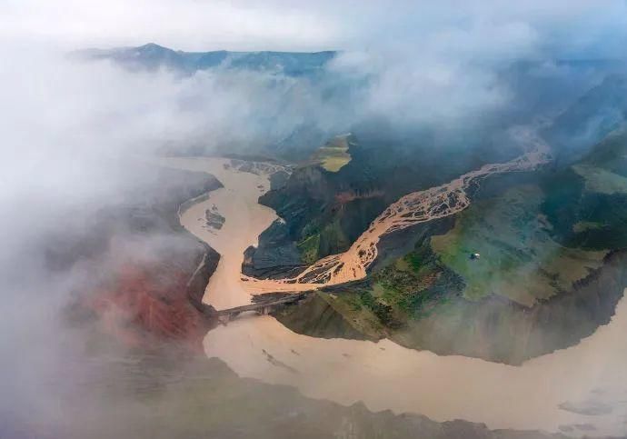 天山北坡|新疆奎屯彻底火了再次登上央视，这里的美景被全国人民盯上了