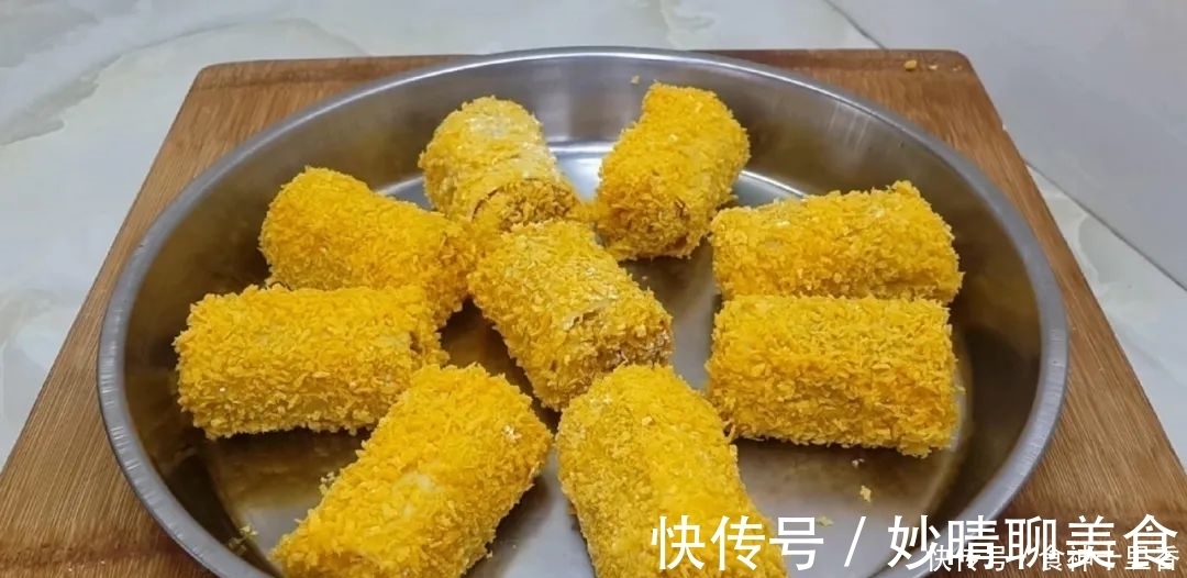 糯米又出新吃法，加2把红枣，个个焦脆又软糯，出锅孩子抢着吃