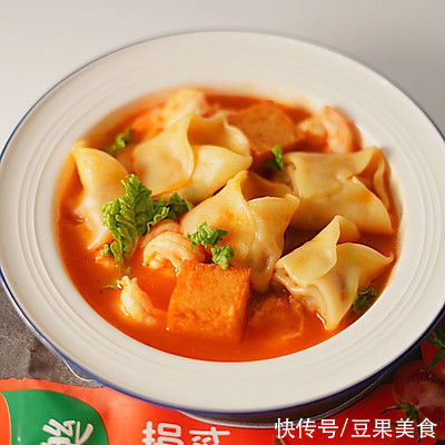 #精致一人食#番茄虾仁水饺
