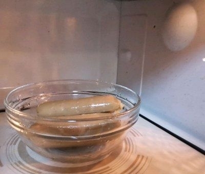 这手抓饼做「烤肠毛毛虫」连吃3天了！明天还想吃