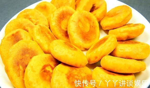 阿飞|南瓜里打2个鸡蛋,竟然这么好吃教你10分钟快速搞定全家早餐