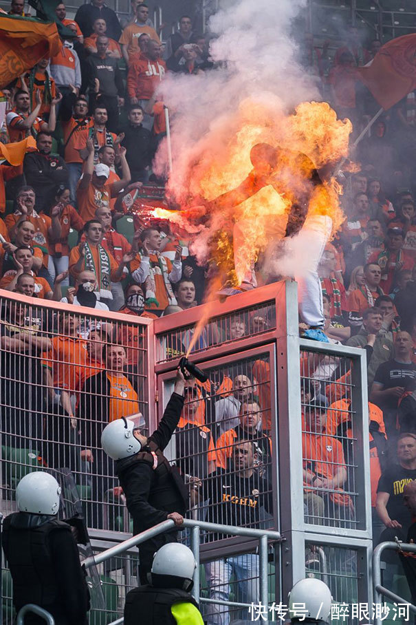 |盘点人们遇到的那些既倒霉又搞笑的时刻,看完不厚道地笑了