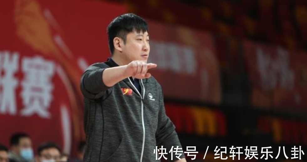 总冠军|儿子夺NBL冠军,老爸夺CBA冠军!中国篮坛第1对父子冠军教练产生