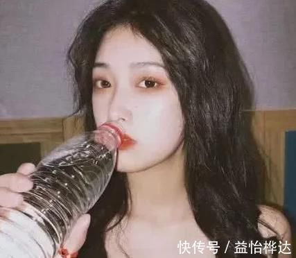 饮料|这3种饮料“当水喝”,胖女生坚持下去或能“自救”,瘦下来不难哟
