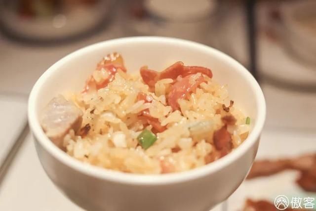 腊味煲仔饭,胡椒猪肚鸡横批可可可可可