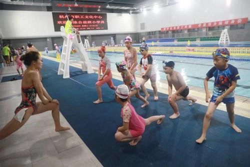 健身房|28岁小伙高血压，在泳池里离世，医生感叹，有些悲剧明明可以避免