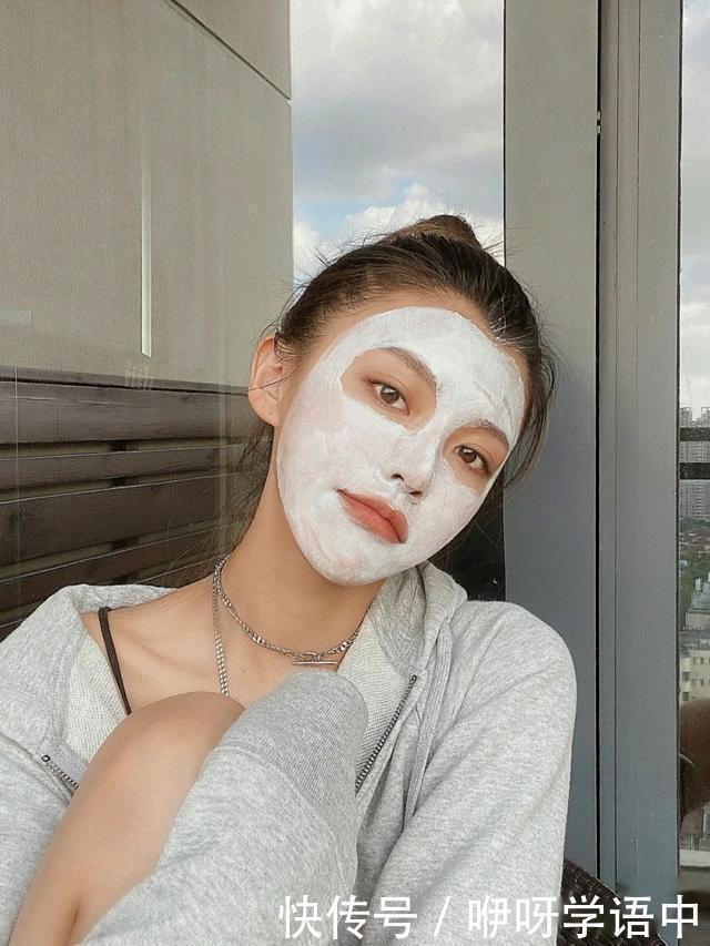 要想皮肤光滑又白皙,只要记住这4点,坚持下去,越变越年轻