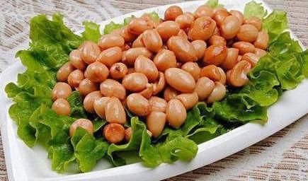 女性不想老太快，常吃3種食物，補充營養，抗衰老，保持肌膚彈性