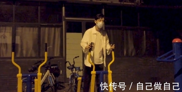 想吃|肖戰吃播第三彈？成都美食辣到眼淚橫飛，自曝去長沙想吃小龍蝦