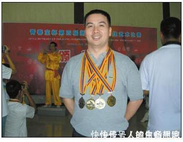 歹徒|全国武术冠军当街被暴打,是武术的没落还是武人的耻辱