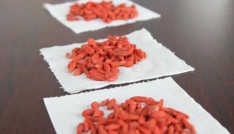 身体|睡觉前生嚼枸杞,身体会得到哪些“滋润”?但不是人人都适合