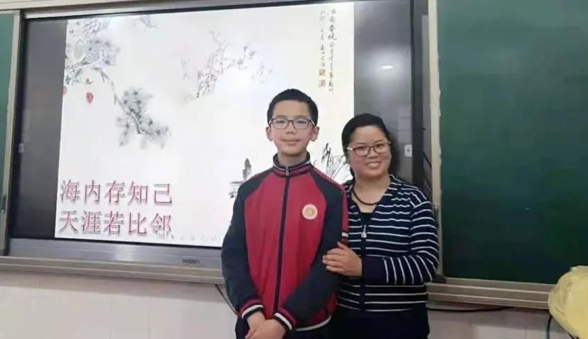 硕博|清华迎来两位14岁少年！免除“四考”本硕博贯通，他们的经历让网友直呼“太牛了”