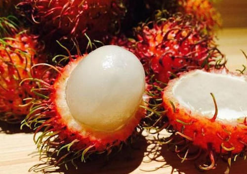 谷氨酸|女性不想变老太婆，推荐常吃3种食物，排毒养颜，抵抗衰老