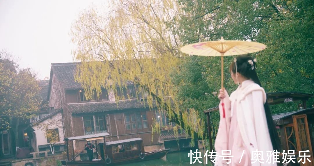 那个时代&宋代才女晚上失眠,写下一首词,开头五个“独”字写尽孤独滋味