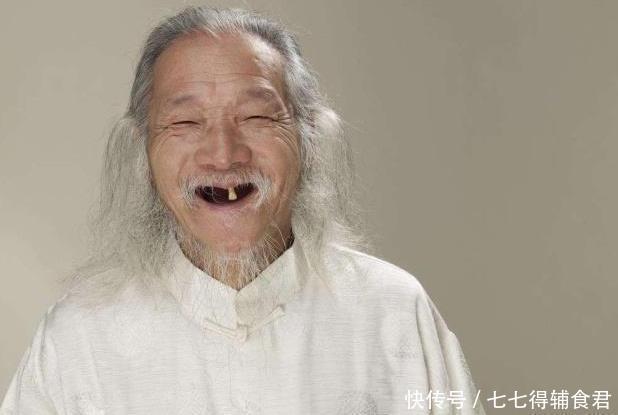 当一个人老了，就会有六种表现，如果你没有，恭喜你身体健康长寿