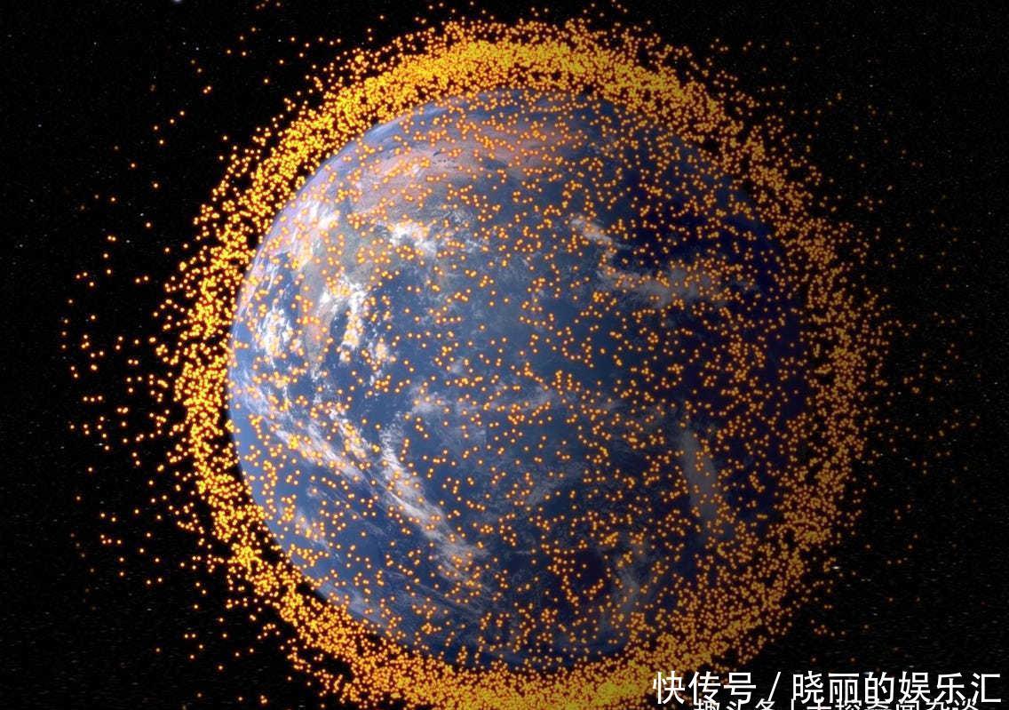 孔状 国际空间站机械臂被太空垃圾击中,孔状洞口清晰可见,状况堪忧!