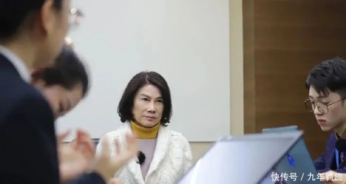 张翰这是哪学的职场PUA?