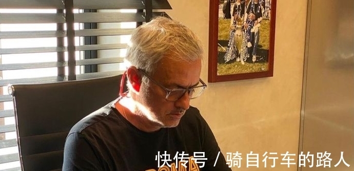 元气满满|三天假期后,穆帅从伦敦回到罗马:回到办公室,为罗马创造未来
