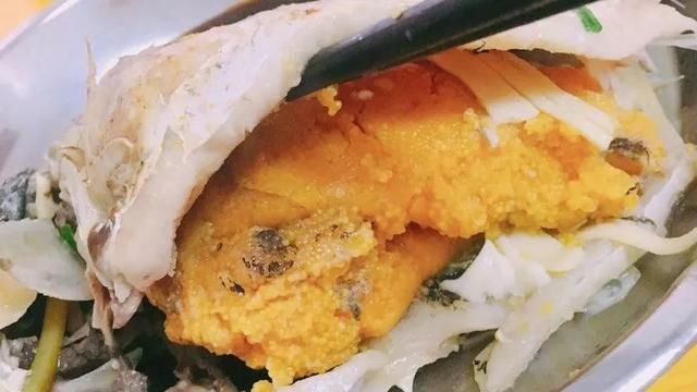 鱼类|鲫鱼、黑鱼、三文鱼…哪种鱼才是“营养冠军”？聪明人这样吃，功效翻倍