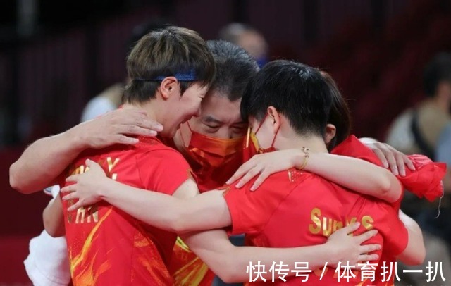 国乒女队|22年谁会成国乒一姐?国乒联专家:王曼昱3大优点,稳当世界第一