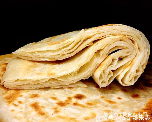 面粉|正确的烙饼方法,不抹油,不烫面,这样做也好吃,网友太好吃了