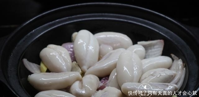 不論有錢沒錢,男人要多吃這道菜,對(duì)強(qiáng)壯身體非常有好處